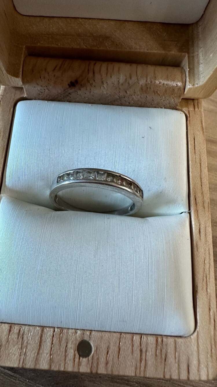 Sterling Silver Channel Set Princess Cut Cubic Zirconia Band Ring Size 6.75